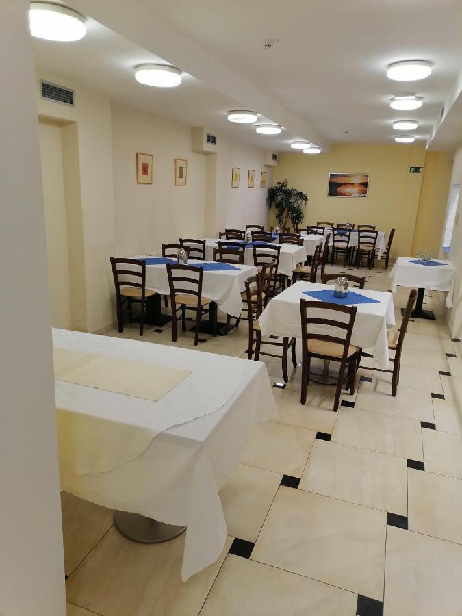 S Hotel Marburgo Esterno foto